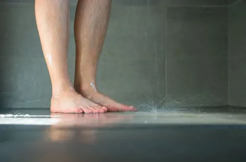 gross things you're doing while traveling